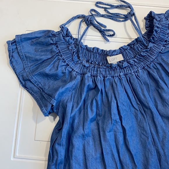 Loft Off the Shoulder Chambray Top S - Picture 2 of 7